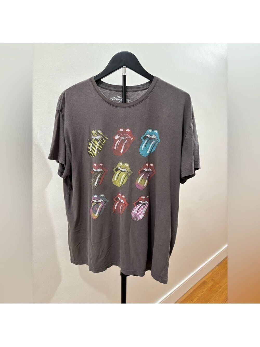 286. The Rolling Stones Gray Cotton Band Tee